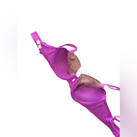 Balconet Victoria’s Secret 34D - Picture 3 of 5